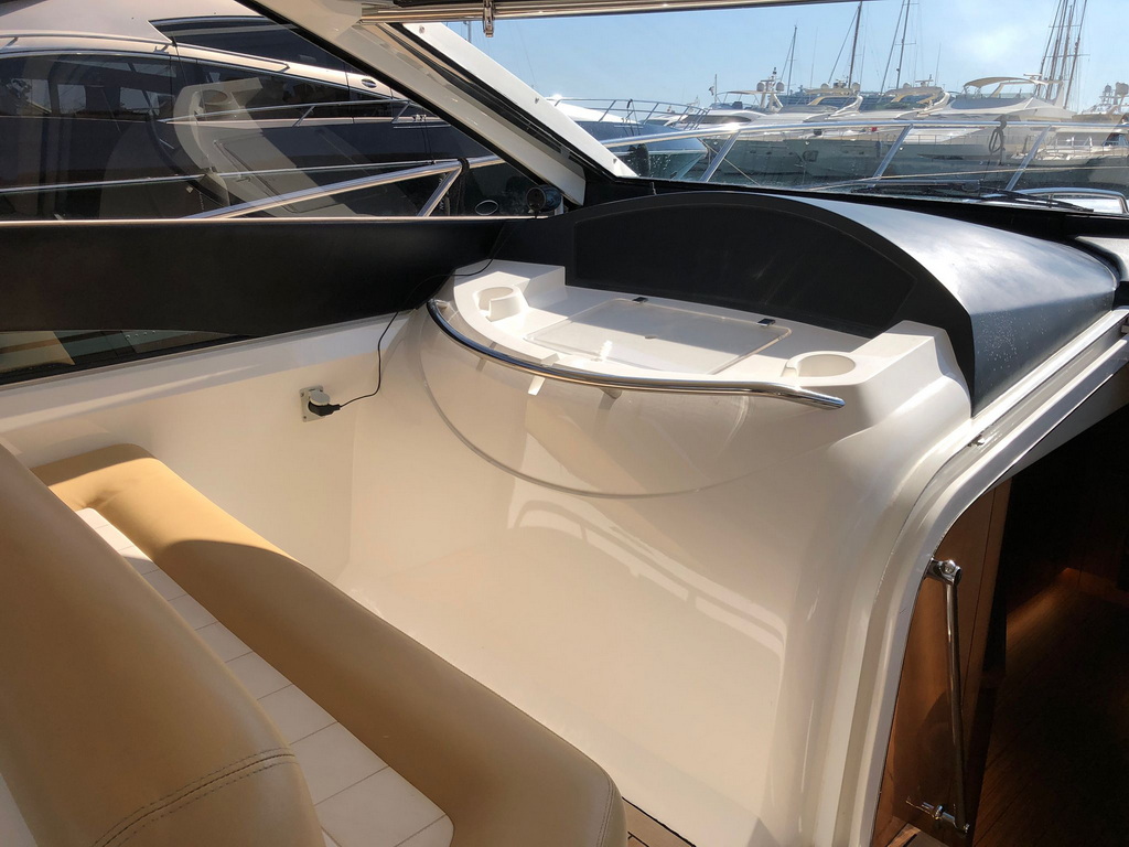 Drettmann Yachts - Sunseeker 53 Portofino