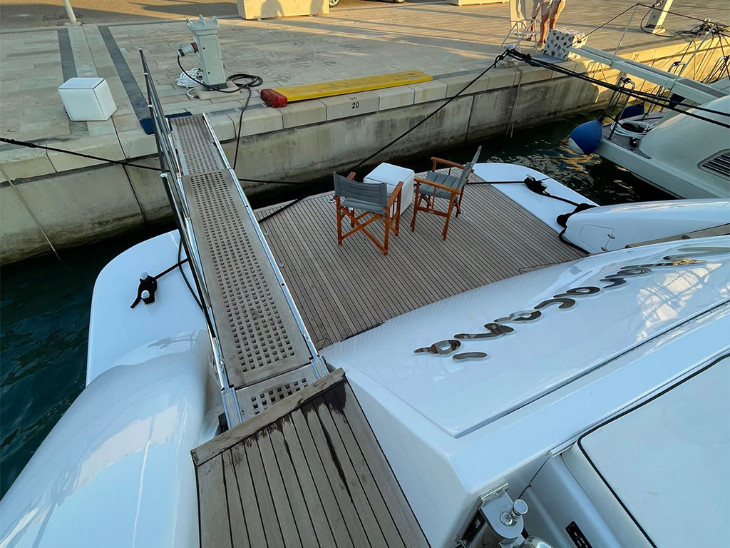 Drettmann Yachts - Admiral Tecnomar Velvet 90 HT