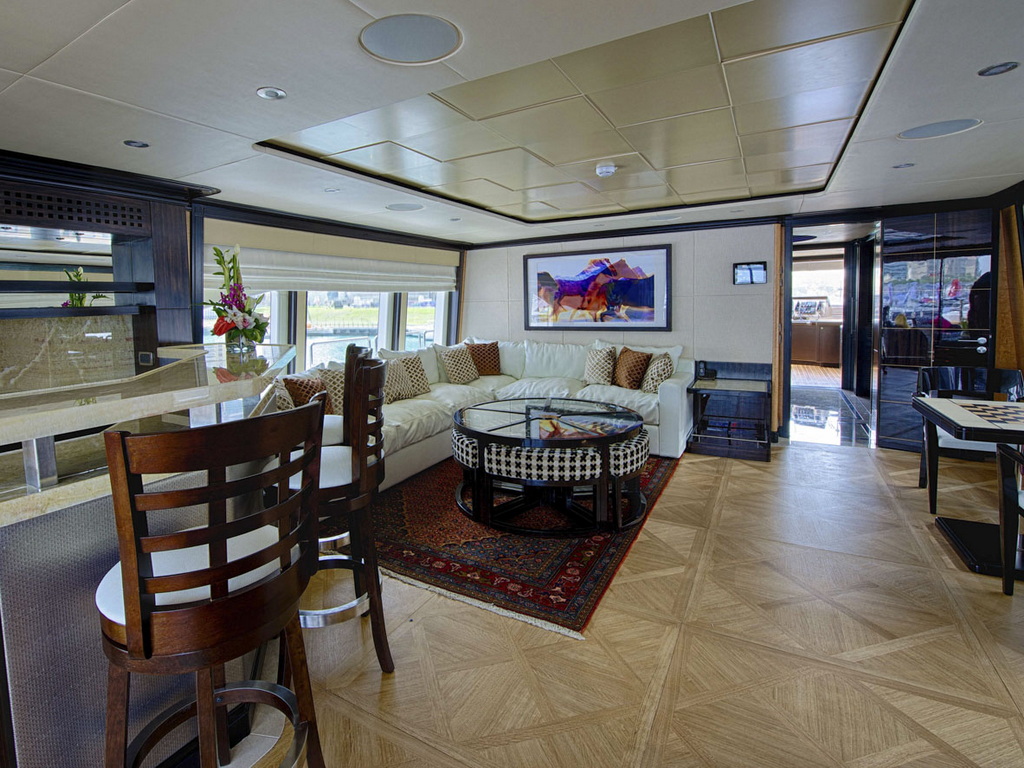Drettmann Yachts - Majesty 125