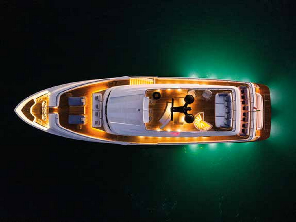 Drettmann Yachts - Ferretti Custom Line 30 Navetta 2022