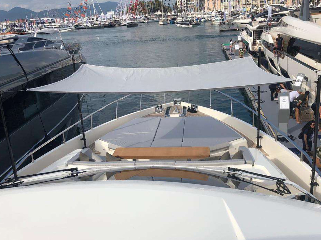 Drettmann Yachts - Ferretti 780