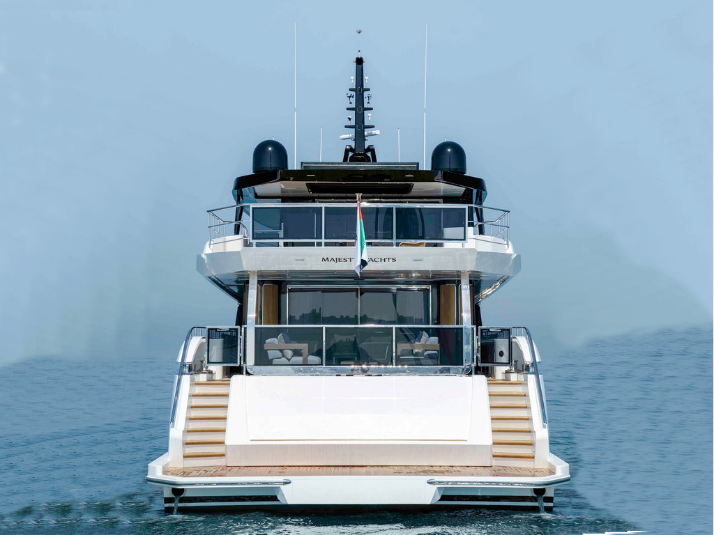 Drettmann Yachts - Majesty 111