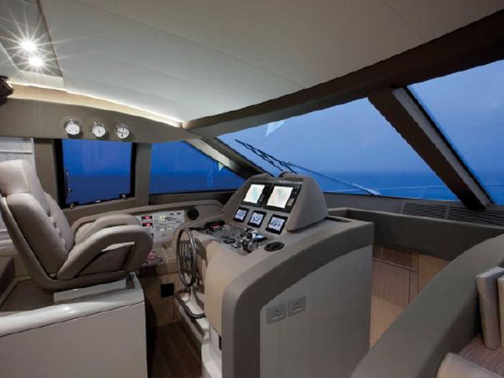 Drettmann Yachts - Ferretti 650
