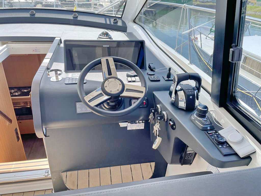 Drettmann Yachts - Bavaria SR41 Coupe