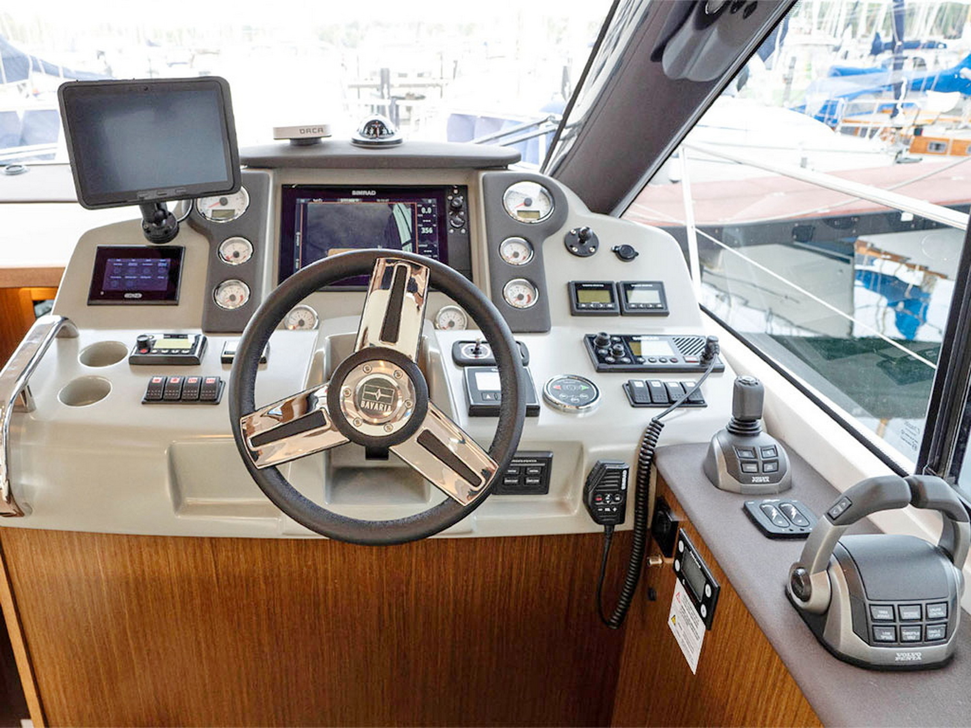 Drettmann Yachts - Bavaria 420 Virtess Fly