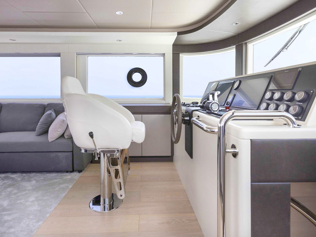 Drettmann Yachts - Nomad 70 SUV