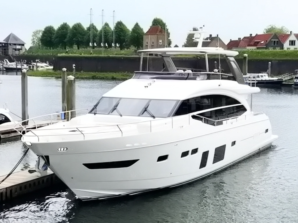 Drettmann Yachts - Princess Y75