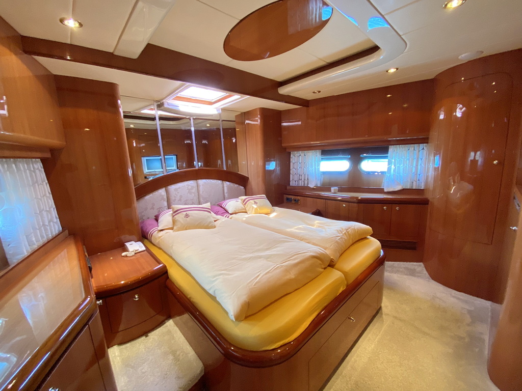 Drettmann Yachts - Elegance 84 New Line