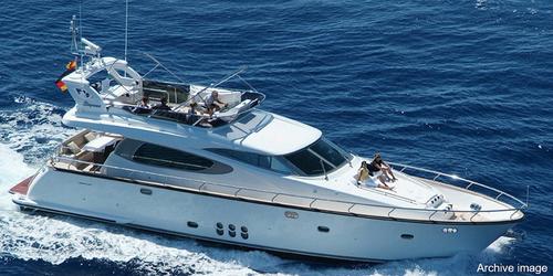 Elegance 60 Garage - Drettmann Yachts