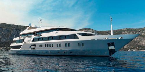 Charter Yacht SERENITY - Drettmann Yachts