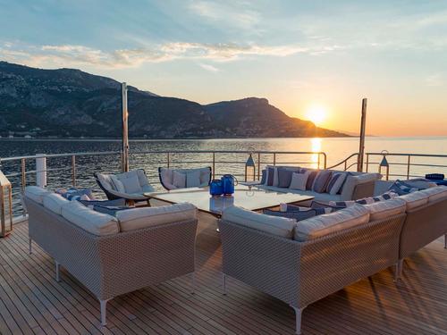 Charteryacht SERENITY - Drettmann Yachts