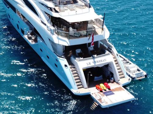 Charteryacht LE VERSEAU - Drettmann Yachts