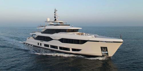 Charter Yacht OLIVIA - Drettmann Yachts