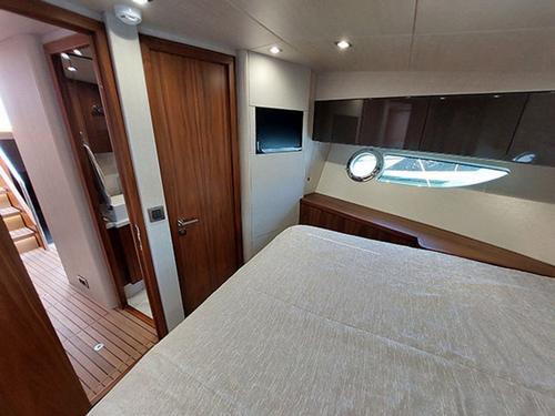 Sunseeker 57 Predator MK II - Drettmann Yachts