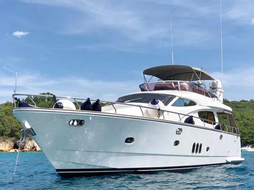 Elegance 60 Garage - Drettmann Yachts