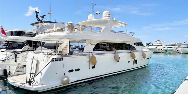 Elegance 86 New Line - Drettmann Yachts