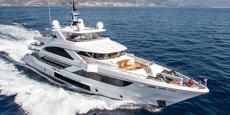 Majesty 140 - Drettmann Yachts