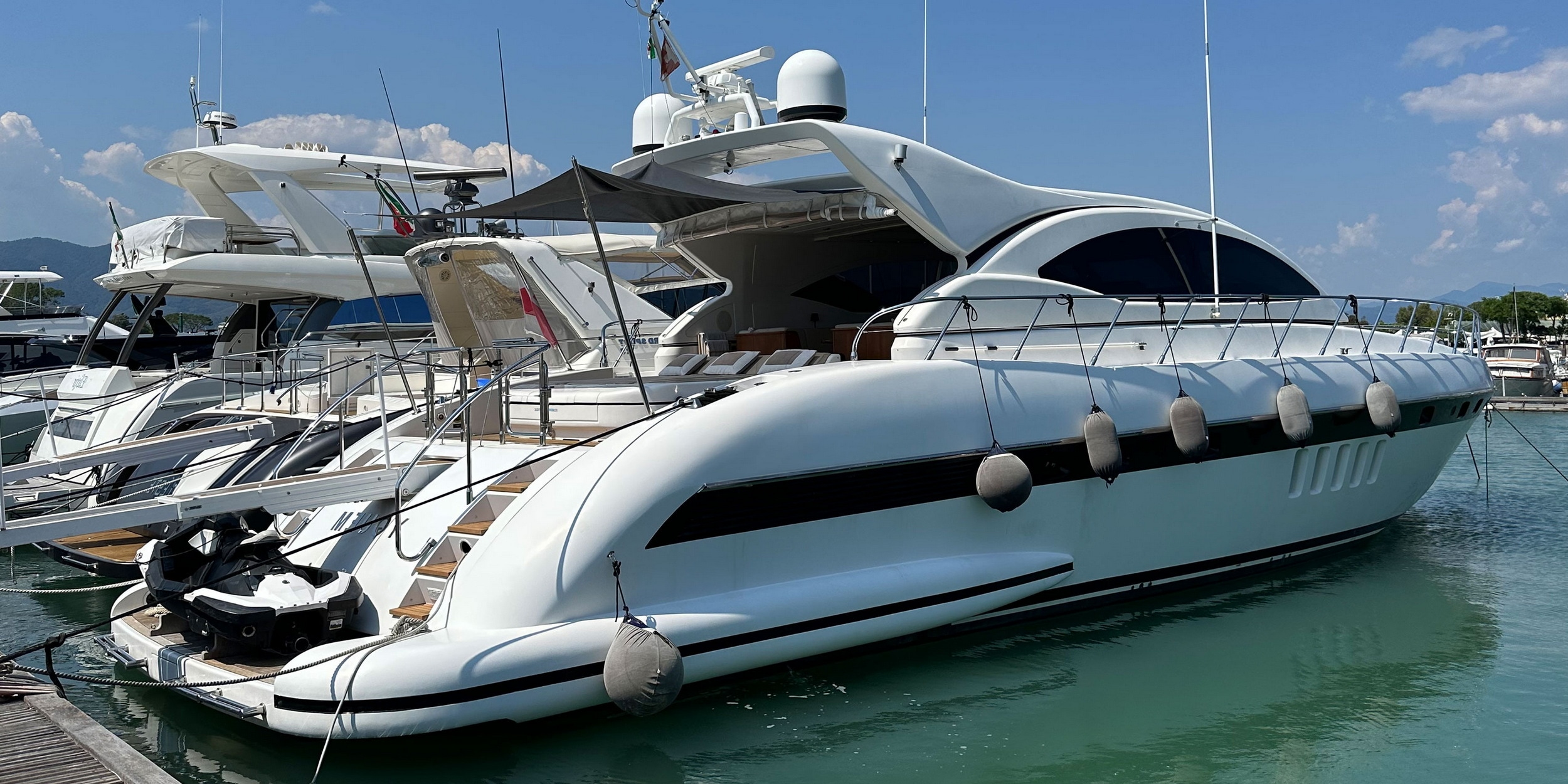 Drettmann Yachts - Mangusta 72